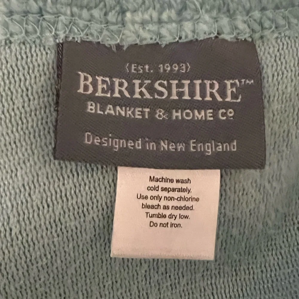 Berkshire VelvetSoft Sheets Set of 4 items, Full Size